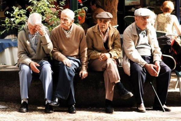 فراخوان نمایشگاه عکس روز جهانی سالمند منتشر شد فراخوان نمایشگاه عکس روز جهانی سالمند منتشر شد