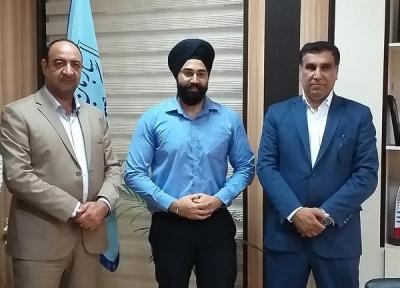 نشست مدیر کل میراث فرهنگی هرمزگان با سرمایه گذار هندی