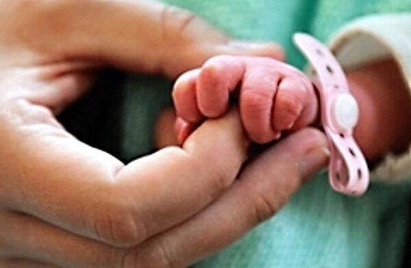 تولد نوزاد قزوینی در آمبولانس فوریت های پزشکی