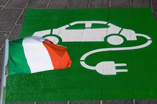 ایتالیا خودروی برقی می سازد (تور ایتالیا)