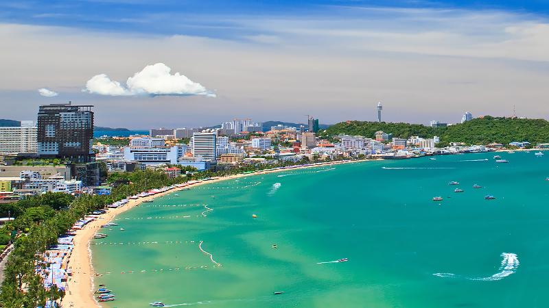 Jomtien Beach ساحل جامتین در پاتایا